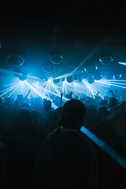 People dancing in a nightclub.